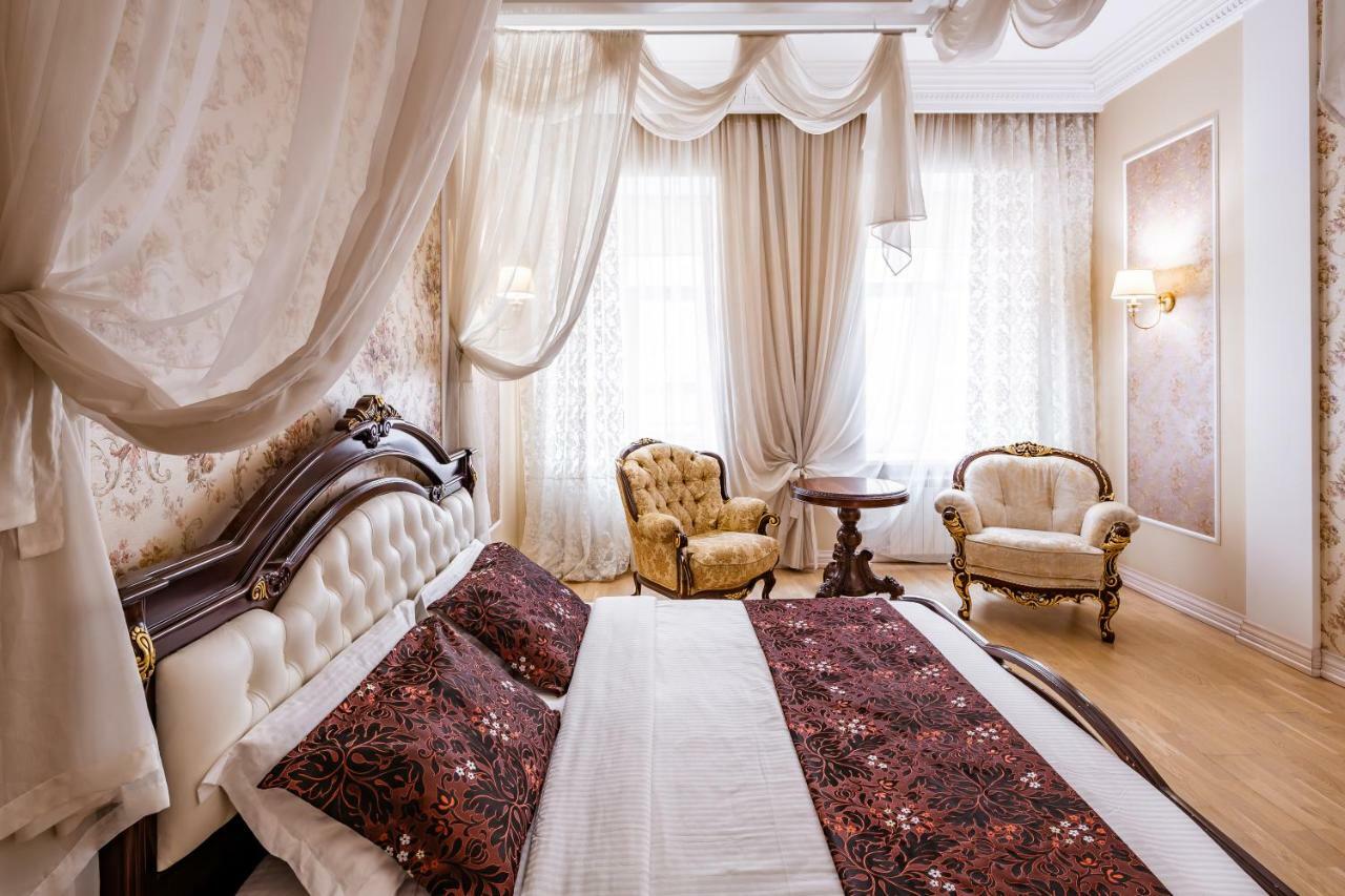 Romari Проспект Свободи 31 Lviv Dış mekan fotoğraf