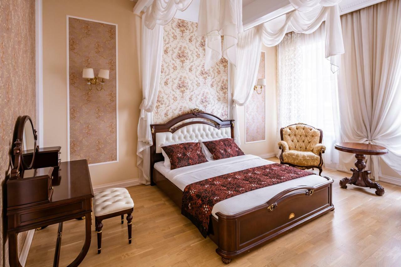 Romari Проспект Свободи 31 Lviv Dış mekan fotoğraf